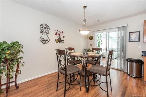 6122 Sid Crane Dr, Charlotte, NC 28216 photo 5