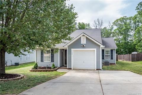 6122 Sid Crane Dr, Charlotte, NC 28216 photo 1