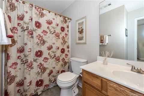 6122 Sid Crane Dr, Charlotte, NC 28216 photo 16