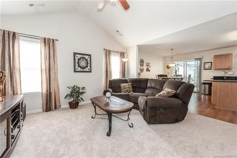 6122 Sid Crane Dr, Charlotte, NC 28216 photo 4