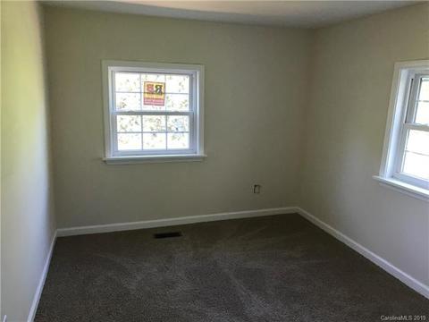 2 Riverside St, Lowell, NC 28098 photo 9