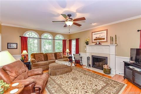 18310 Pages End, Davidson, NC 28036 photo 7