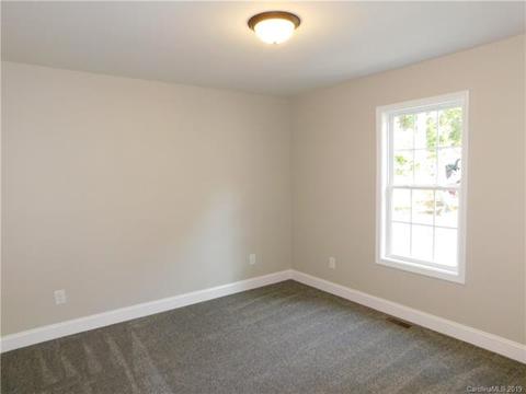 406 E 24th St, Kannapolis, NC 28083 photo 13