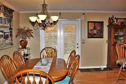 31 Midway Dr, Sylva, NC 28779 photo 4