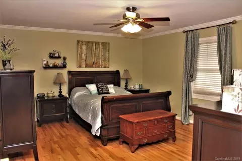 31 Midway Dr, Sylva, NC 28779 photo 8