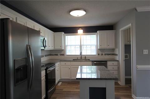 2500 Overview Rd, Salisbury, NC 28147 photo 18