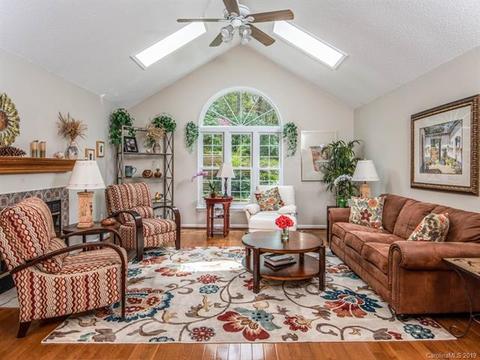 8 Kit Ct, Fletcher, NC 28732 photo 9