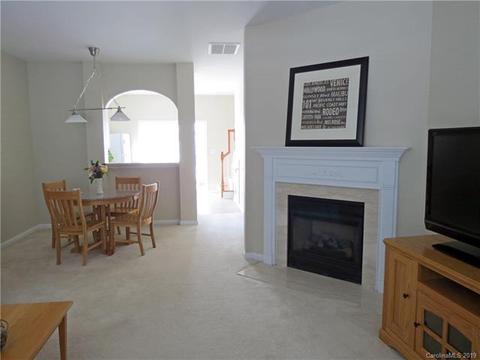 922 Copperstone Ln, Fort Mill, SC 29708 photo 3