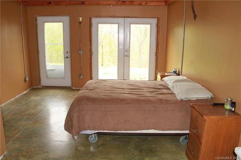 700 Sapling Mountain Rd, Marshall, NC 28753 photo 8