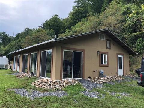 700 Sapling Mountain Rd, Marshall, NC 28753 photo 1