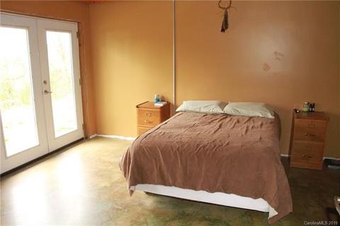 700 Sapling Mountain Rd, Marshall, NC 28753 photo 7
