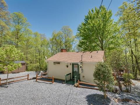 1251 Jude Gap Rd, Mill Spring, NC 28756 photo 2