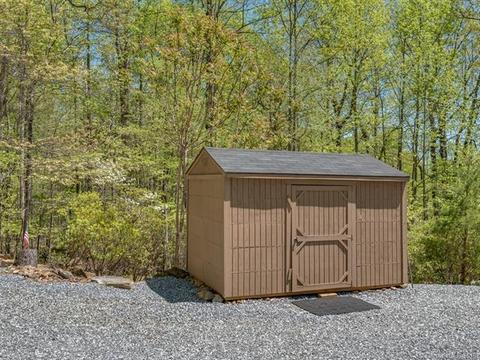1251 Jude Gap Rd, Mill Spring, NC 28756 photo 25