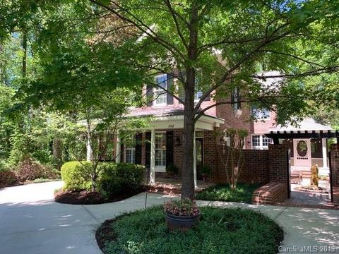 300 Hobbs St, Davidson, NC 28036 photo 1