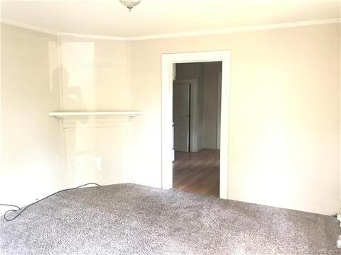 630 Smith St, Kannapolis, NC 28083 photo 2