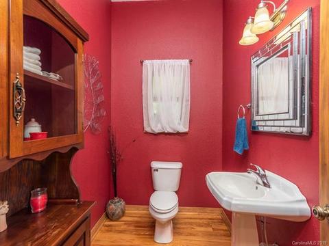58 Thunder Ridge Rd, Canton, NC 28716 photo 8