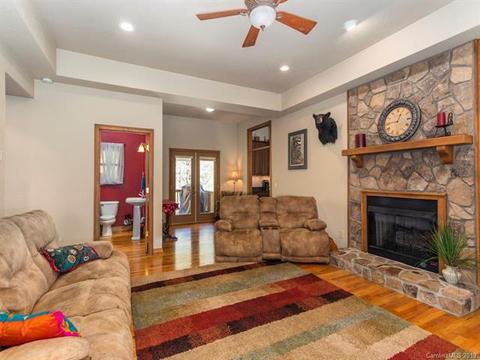 58 Thunder Ridge Rd, Canton, NC 28716 photo 17