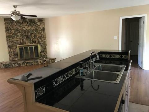 972 Tangle Dr, Hickory, NC 28602 photo 9