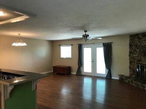 972 Tangle Dr, Hickory, NC 28602 photo 11