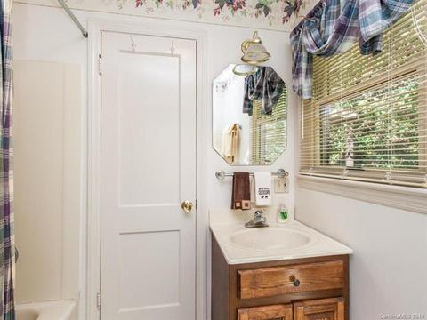 73 Rocky Fork Rd, Fairview, NC 28730 photo 26