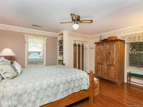 73 Rocky Fork Rd, Fairview, NC 28730 photo 10