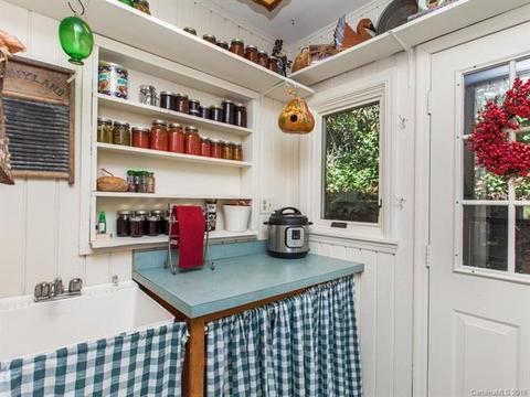 73 Rocky Fork Rd, Fairview, NC 28730 photo 16