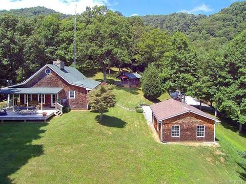 10669 Rush Fork Rd, Clyde, NC 28721 photo 1