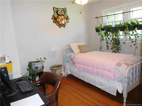 123 Pine St, Morganton, NC 28655 photo 13