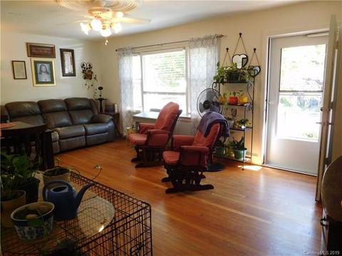123 Pine St, Morganton, NC 28655 photo 6