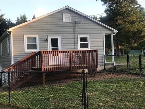 105 Williams Dr, Morganton, NC 28655 photo 2