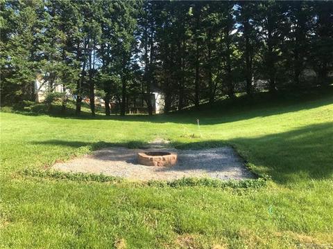 105 Williams Dr, Morganton, NC 28655 photo 8