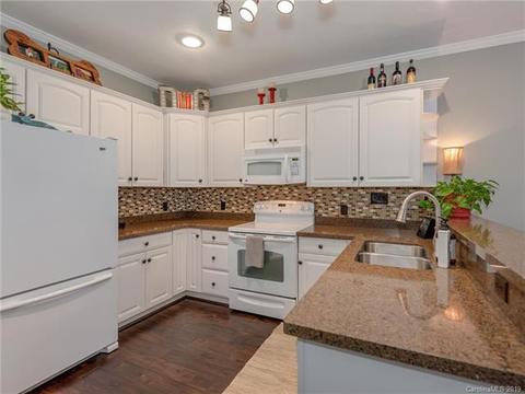 21012 Entrada Dr, Cornelius, NC 28031 photo 11