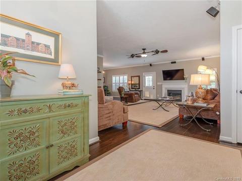 21012 Entrada Dr, Cornelius, NC 28031 photo 4