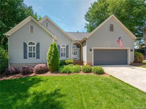 21012 Entrada Dr, Cornelius, NC 28031 photo 2