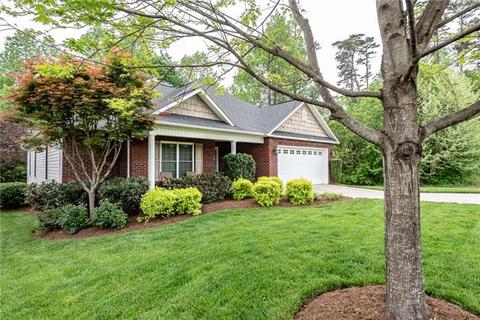 1474 Mayfair Dr, Conover, NC 28613 photo 12