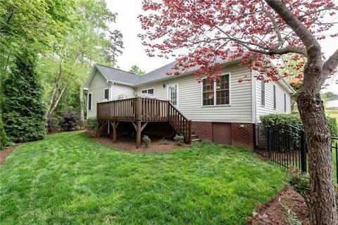 1474 Mayfair Dr, Conover, NC 28613 photo 9
