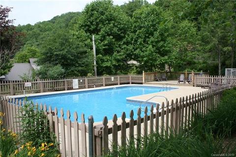 542 Mcdaris Loop, Mars Hill, NC 28754 photo 13