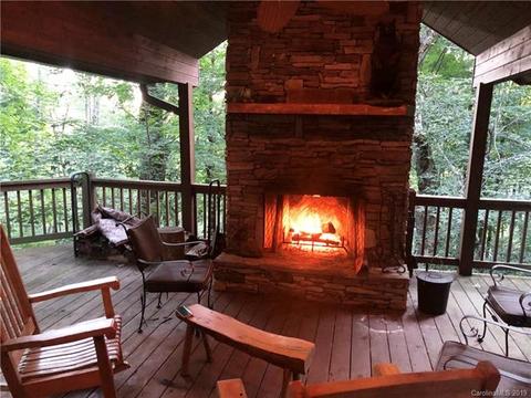 542 Mcdaris Loop, Mars Hill, NC 28754 photo 3