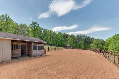433 Meadow Crest Rd, Tryon, NC 28782 photo 8