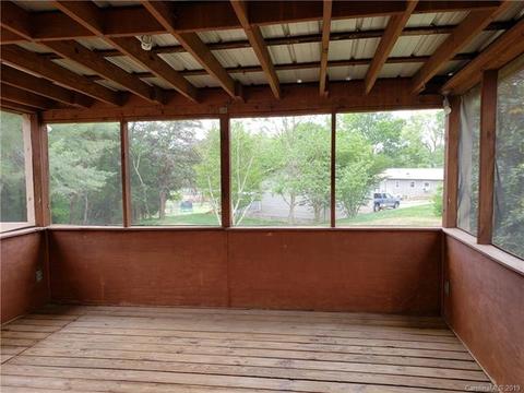 1237 Valley Ct, Hickory, NC 28602 photo 33