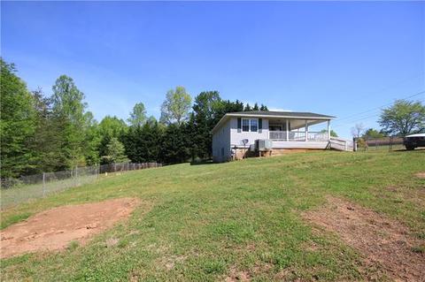210 Pleasant View Loop, Morganton, NC 28655 photo 4