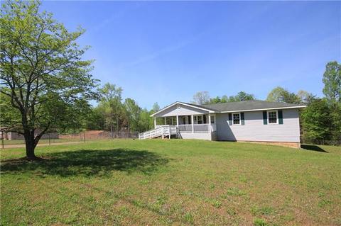 210 Pleasant View Loop, Morganton, NC 28655 photo 2
