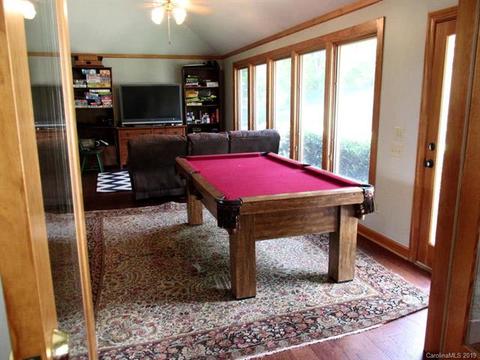 37 Old Rogers Ln, Sylva, NC 28779 photo 10