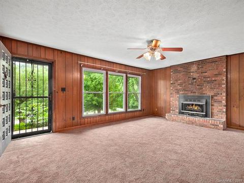 2027 Old Clyde Rd, Clyde, NC 28721 photo 5
