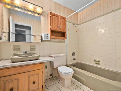 2027 Old Clyde Rd, Clyde, NC 28721 photo 15