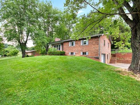 2027 Old Clyde Rd, Clyde, NC 28721 photo 3