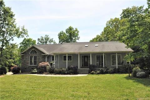 2346 Manus Chapel Rd, Mill Spring, NC 28756 photo 3