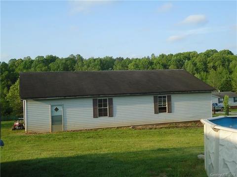 744 Spring Pointe Dr, Stony Point, NC 28678 photo 5