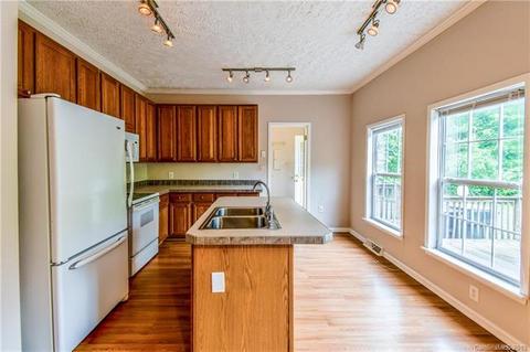 67 Wayne Ct, Concord, NC 28025 photo 7