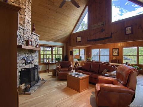 123 Fox Tower Rd, Brevard, NC 28712 photo 2
